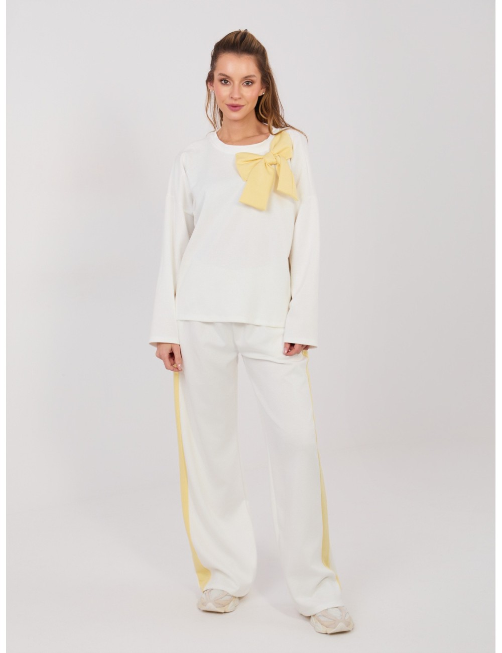 Spodnie dresowe-IT-DR-22220.88-jasny zielony