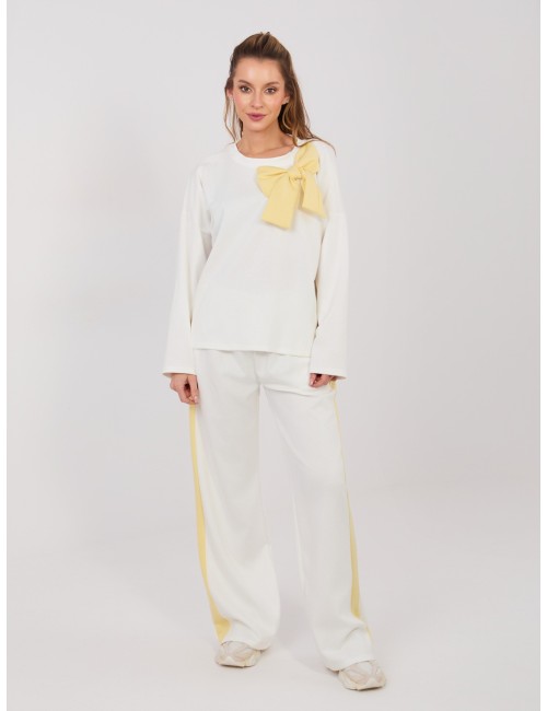 Spodnie dresowe-IT-DR-22220.88-jasny zielony
