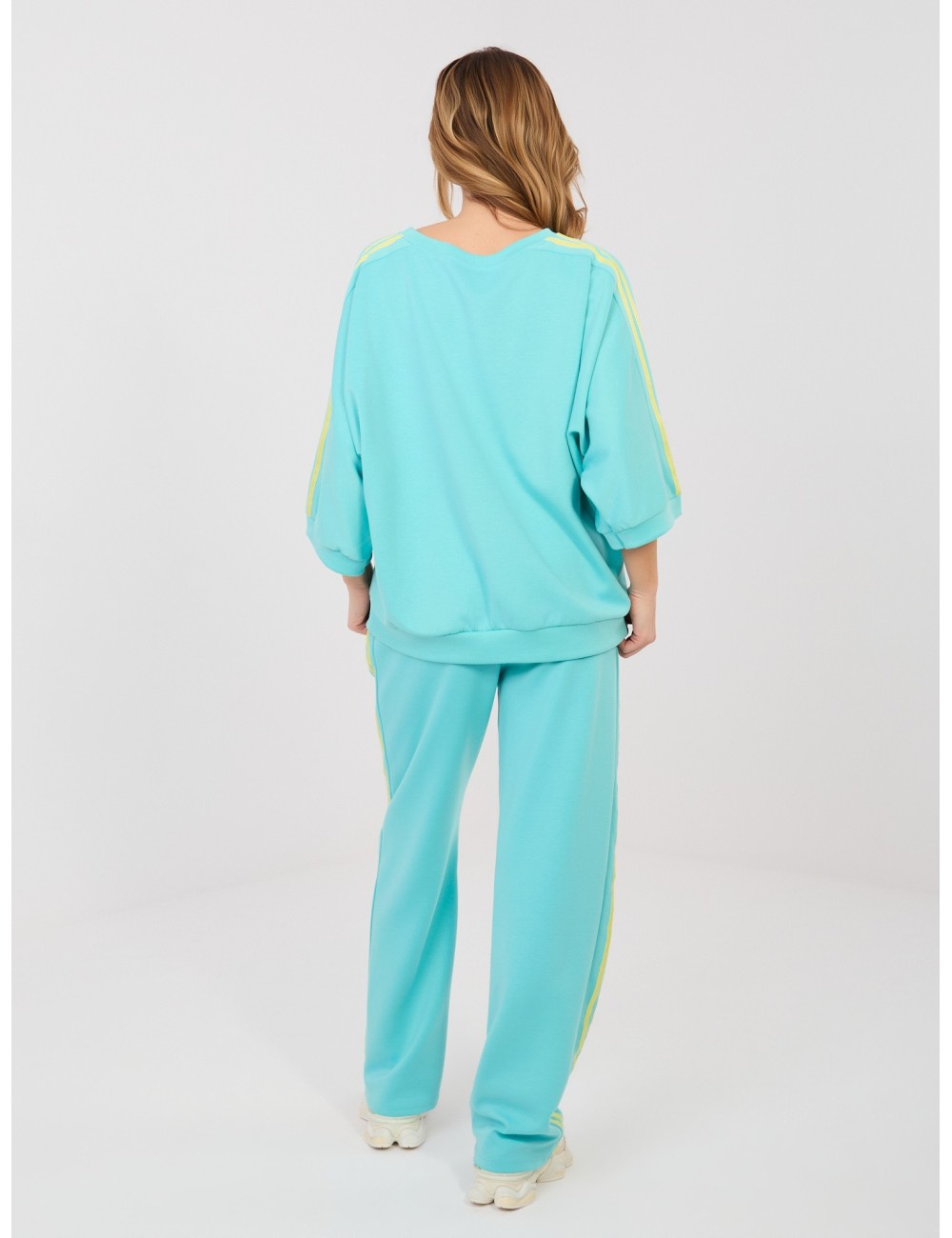 Bluza-IT-BL-22215.89-jasny niebieski