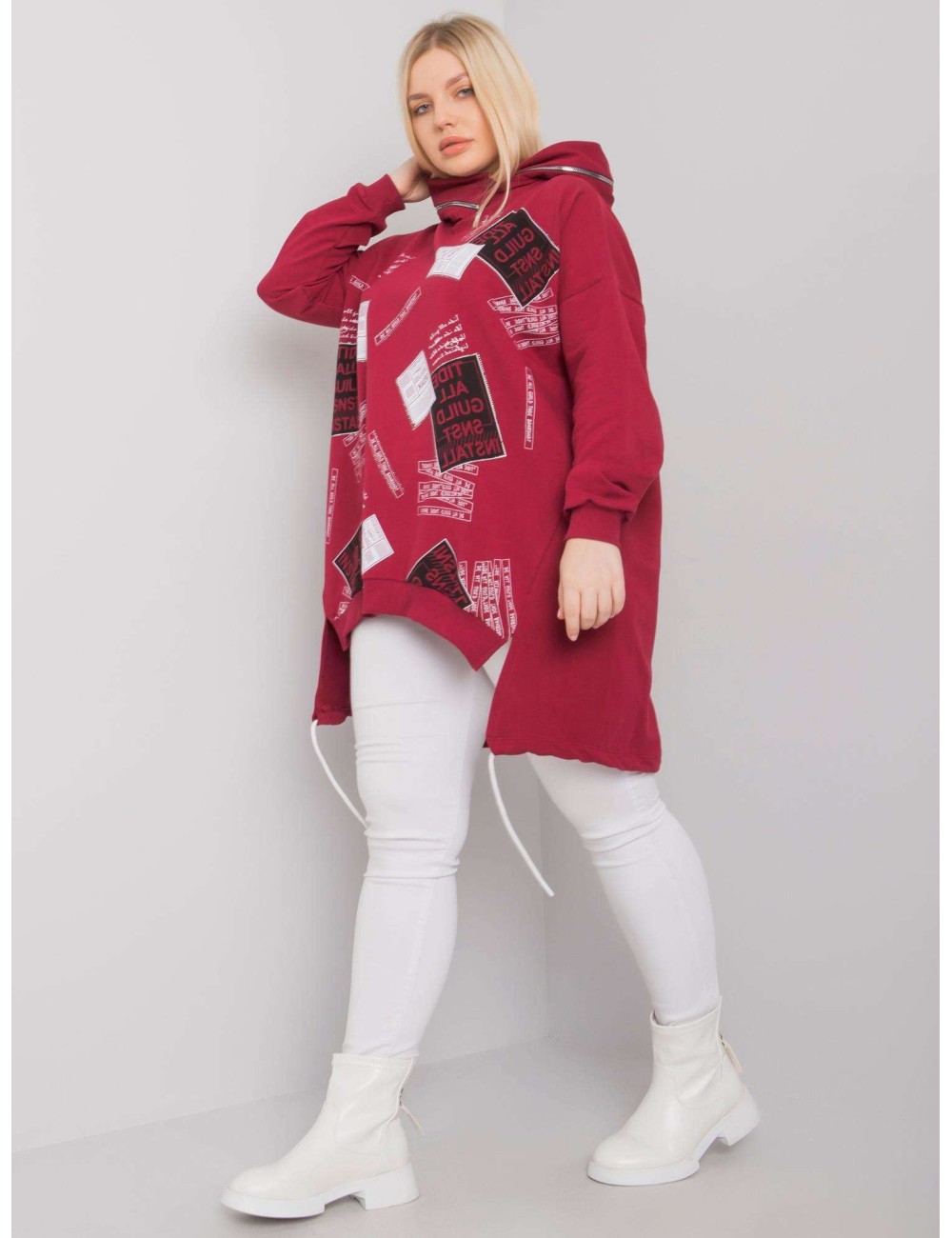Bluza plus size z nadrukiem i aplikacją