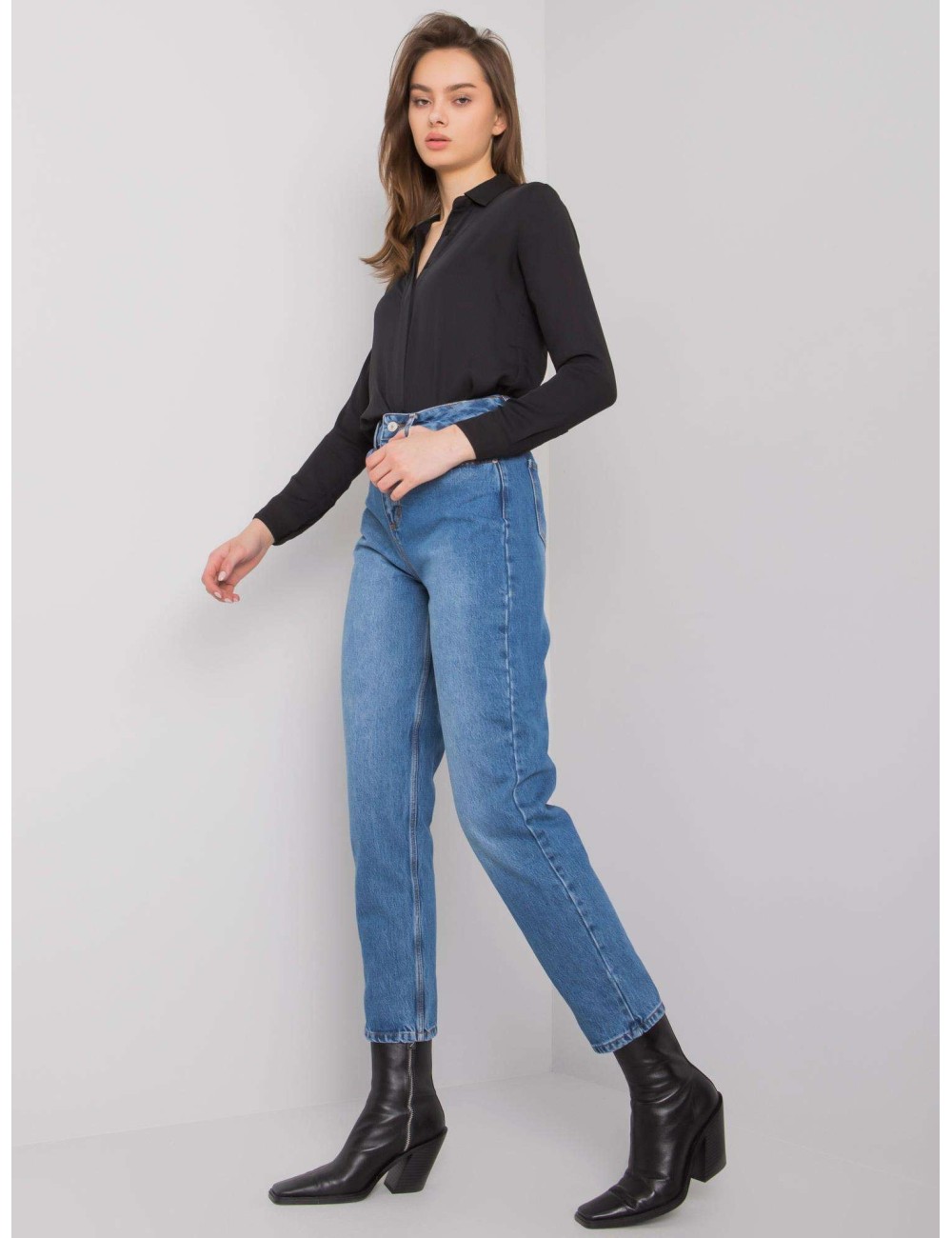 Spodnie jeansowe mom fit