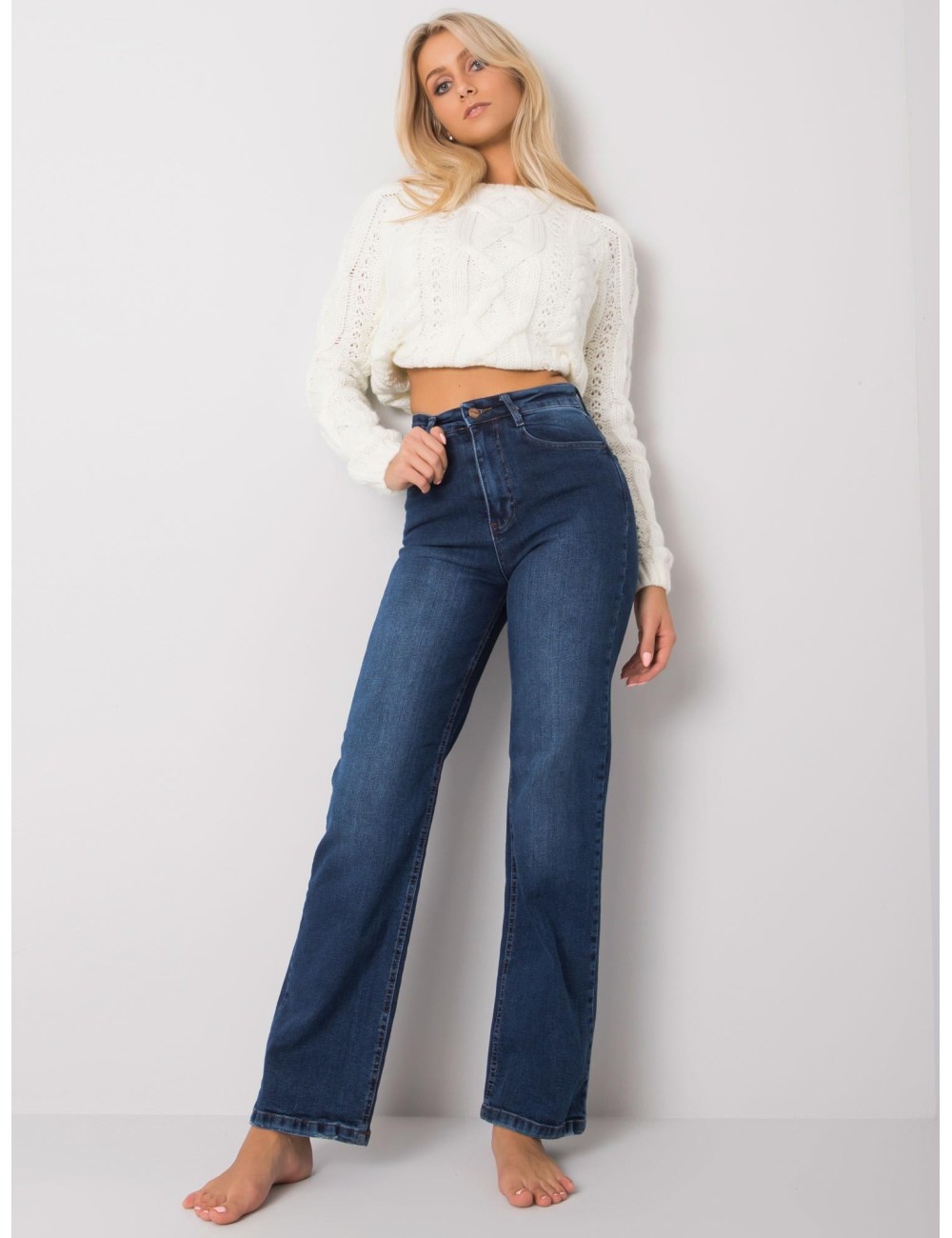 Proste jeansy damskie