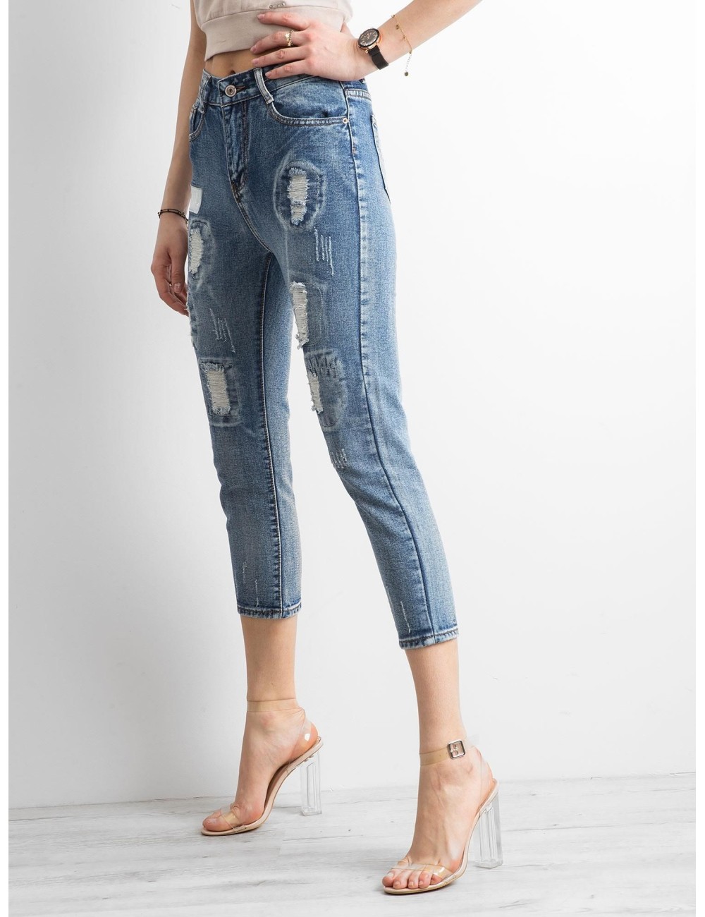 Jeansy mom jeans z przetarciami