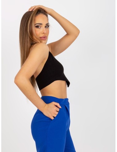 Prążkowany crop top basic na szyję RUE PARIS