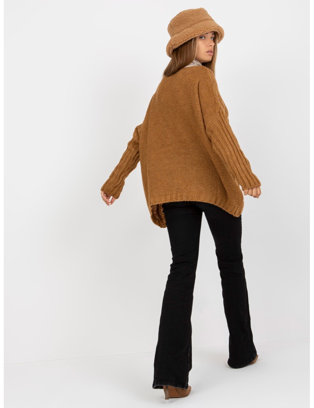 Sweter oversize z warkoczami OCH BELLA