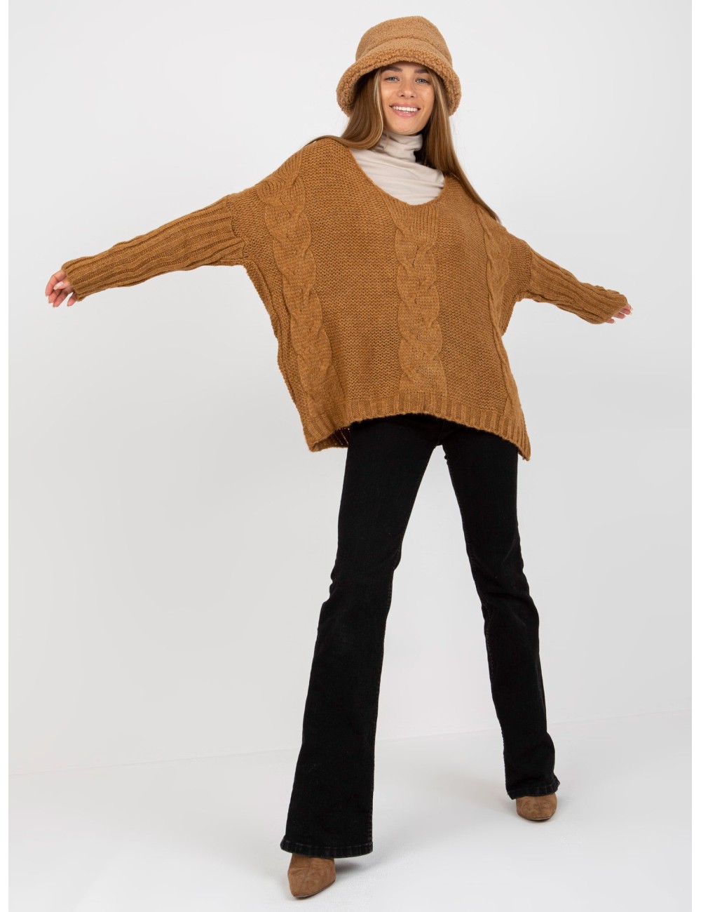 Sweter oversize z warkoczami OCH BELLA