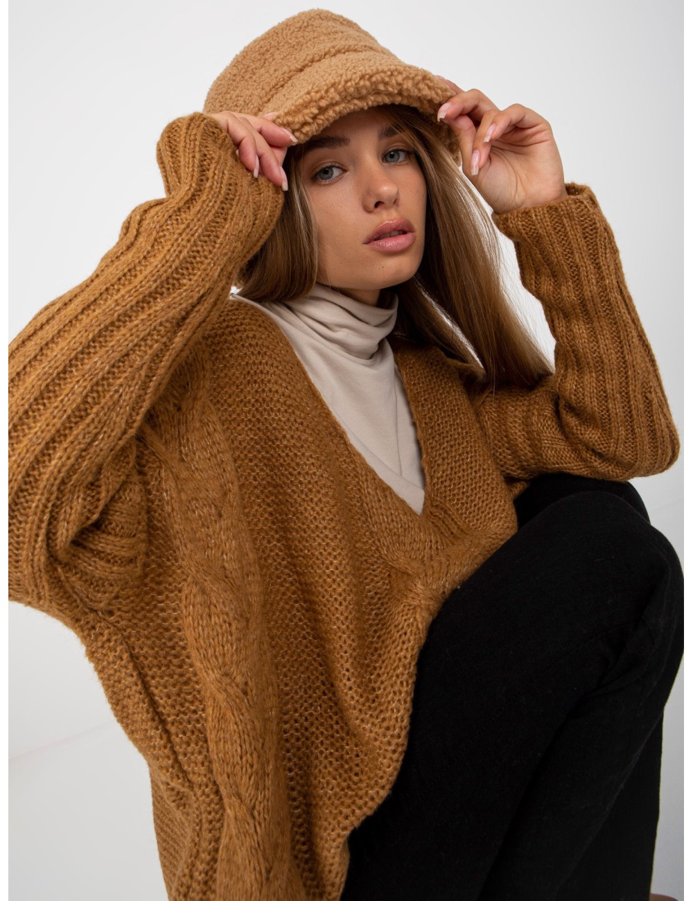 Sweter oversize z warkoczami OCH BELLA