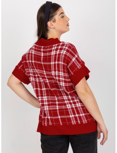 Czerwona dzianinowa kamizelka plus size w kratę