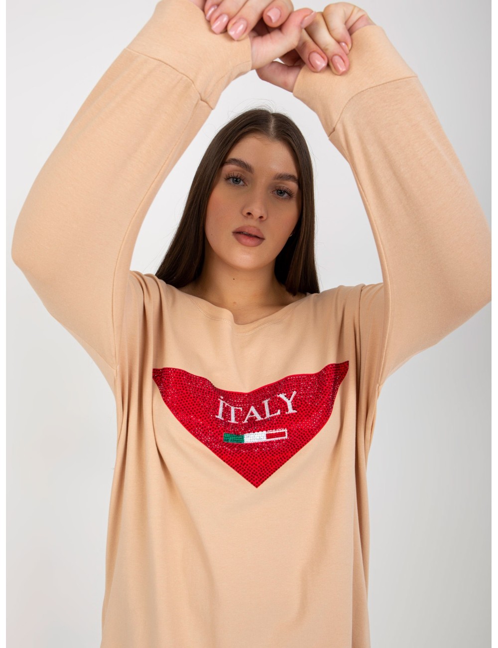 Damska bluzka plus size z aplikacja z dżetów
