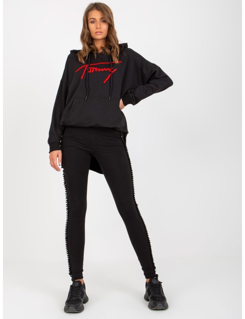Legginsy na co dzień z napisami po bokach