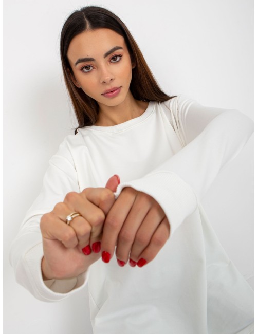Luźna bluza bez kaptura z okrągłym dekoltem