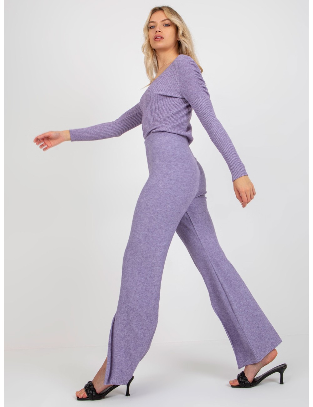 Spodnie dzianinowe z rozcięciem high waist