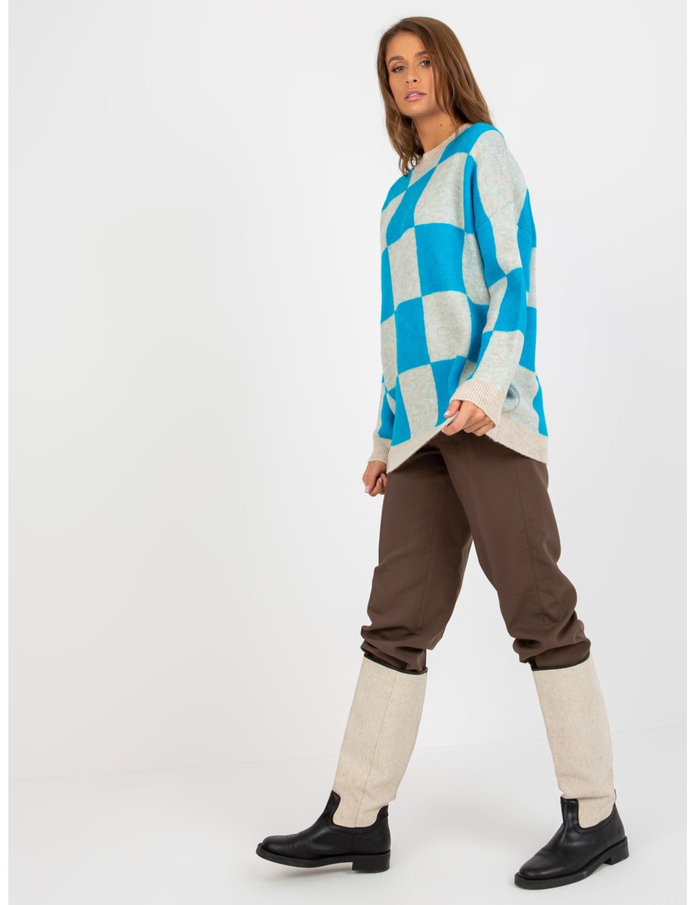 Damski sweter oversize w kratę