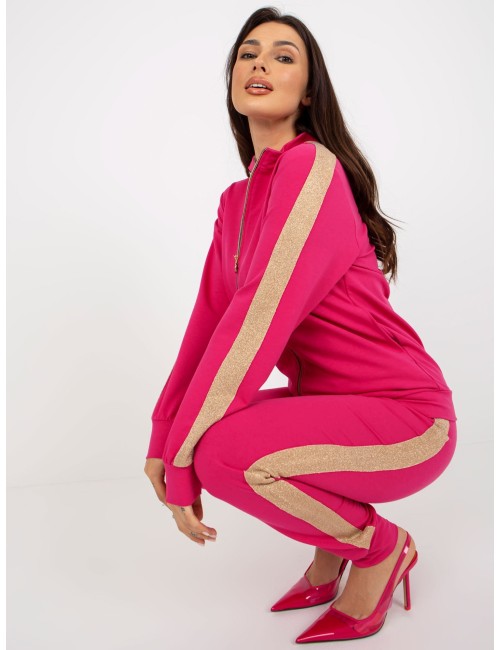 Komplet casualowy z bluzą z kapturem