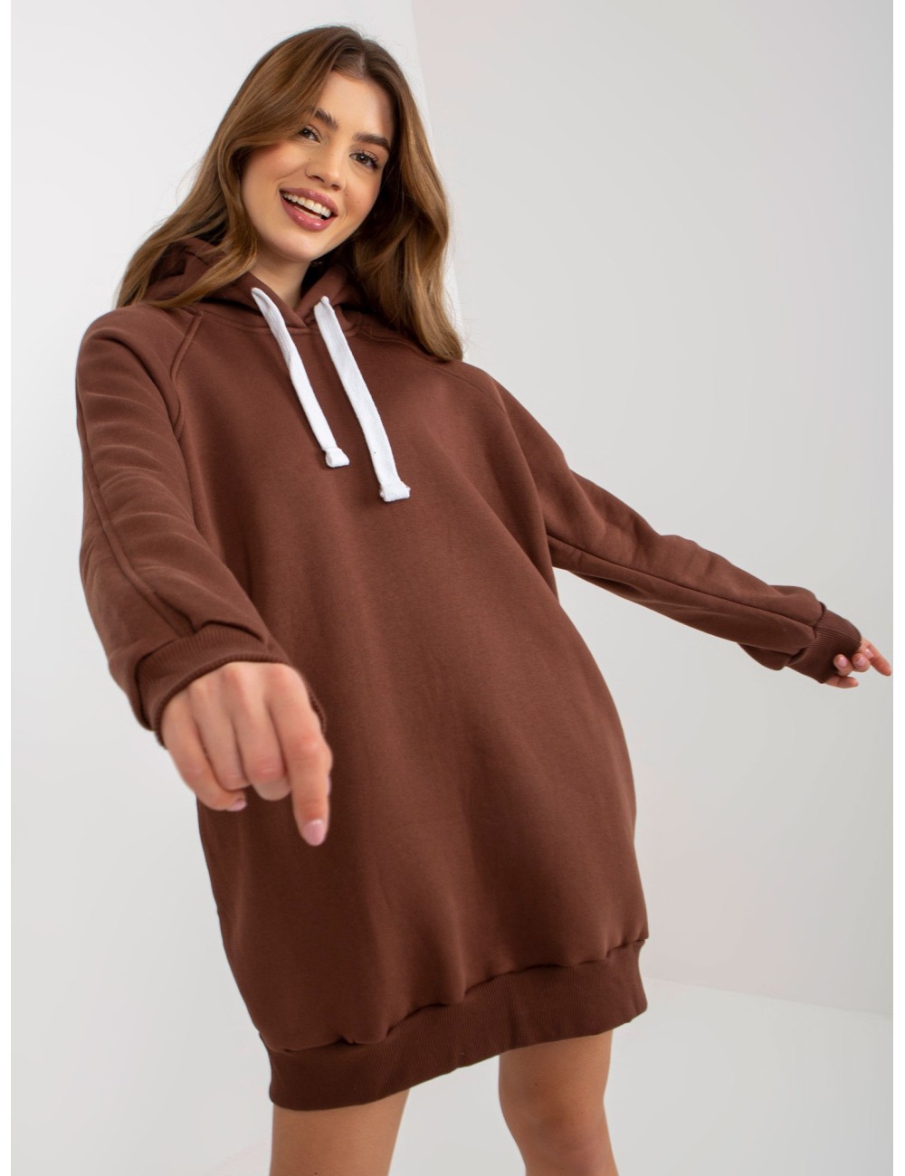 Długa dresowa bluza basic z kieszeniami