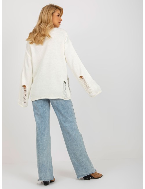 Sweter oversize z szerokim rękawem i dziurami