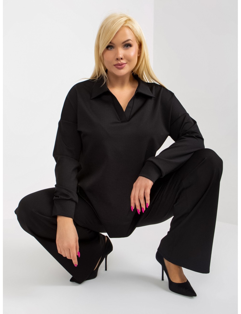 Dwuczęściowy komplet plus size w prążek