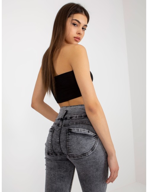 Jeansy damskie z wysokim stanem