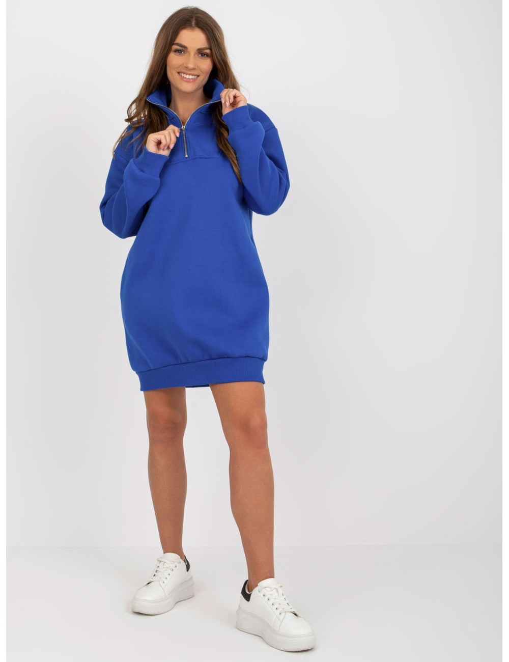 Dresowa sukienka basic o kroju oversize