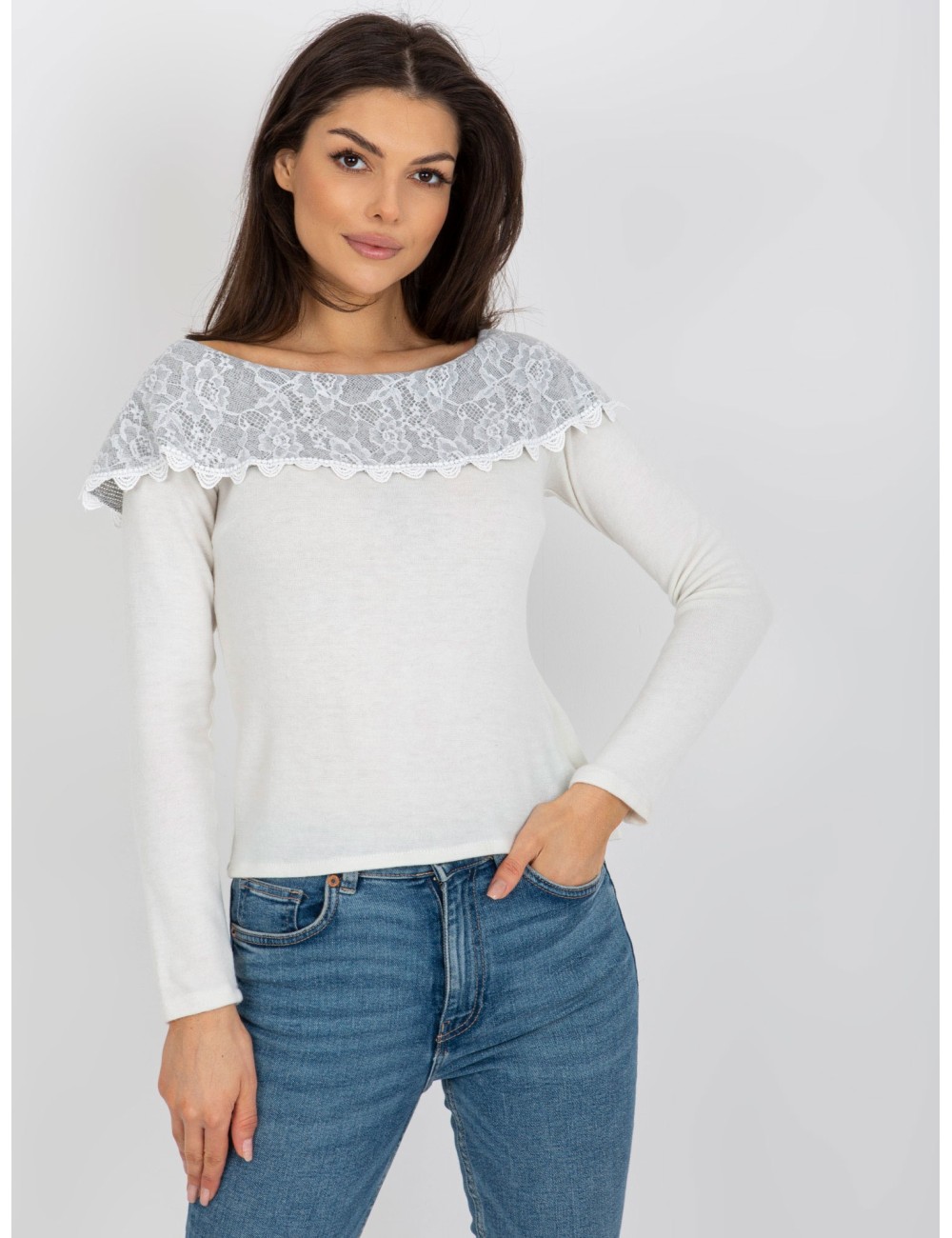 Beżowo-szara krótka bluzka z odkrytymi ramionami