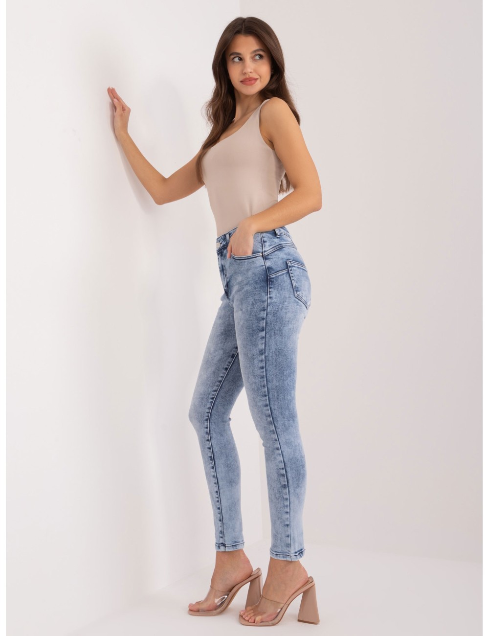 Jeansy damskie skinny