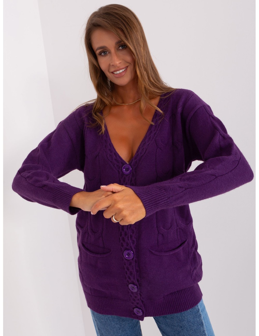 Sweter rozpinany z warkoczami