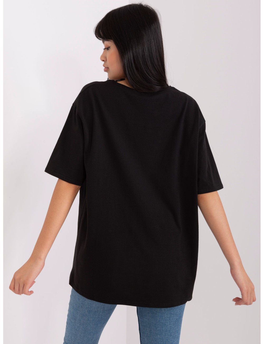 T-shirt z nadrukiem i aplikacją