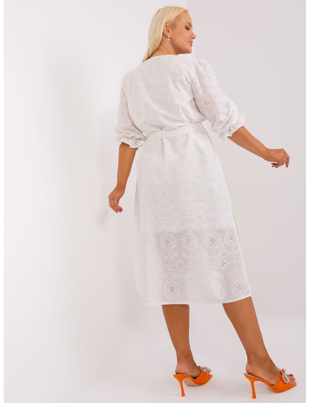 Sukienka plus size midi