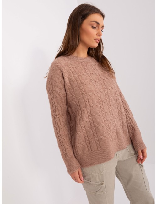 Sweter z warkoczami i okrągłym dekoltem