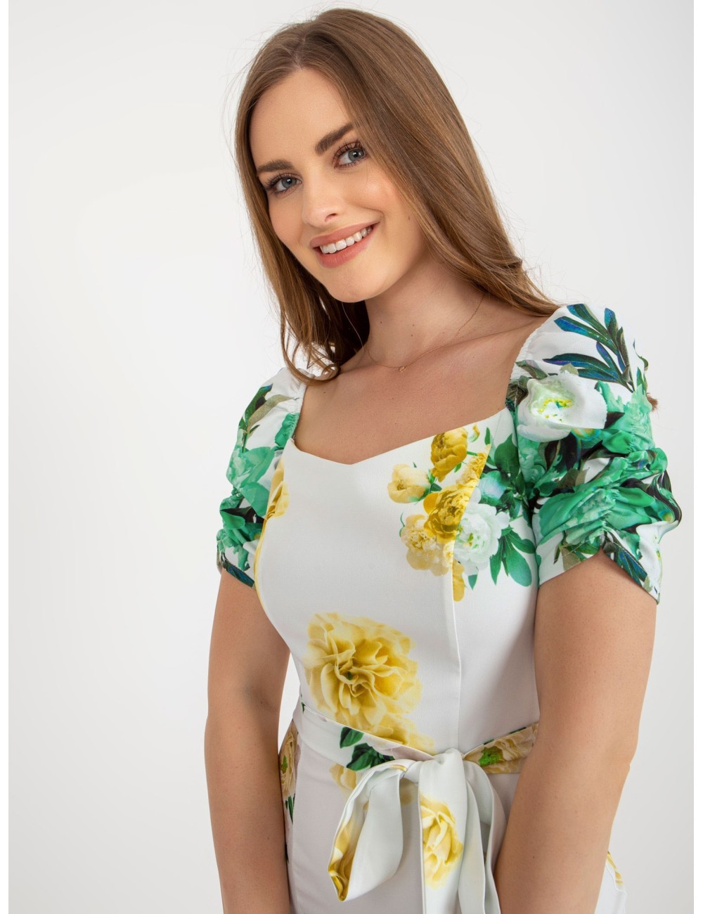 Mini sukienka koktajlowa w kwiaty