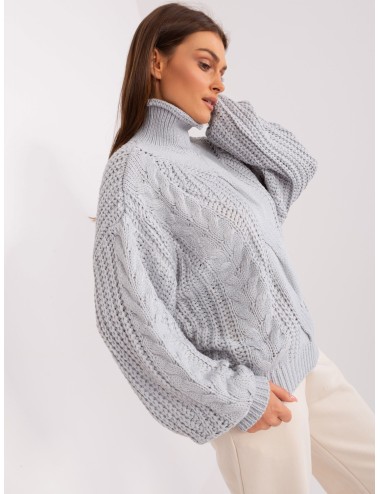 Sweter oversize z warkoczami