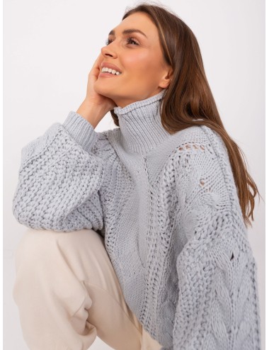Sweter oversize z warkoczami
