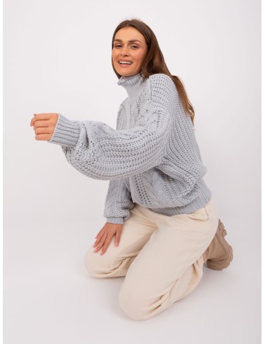 Sweter oversize z warkoczami
