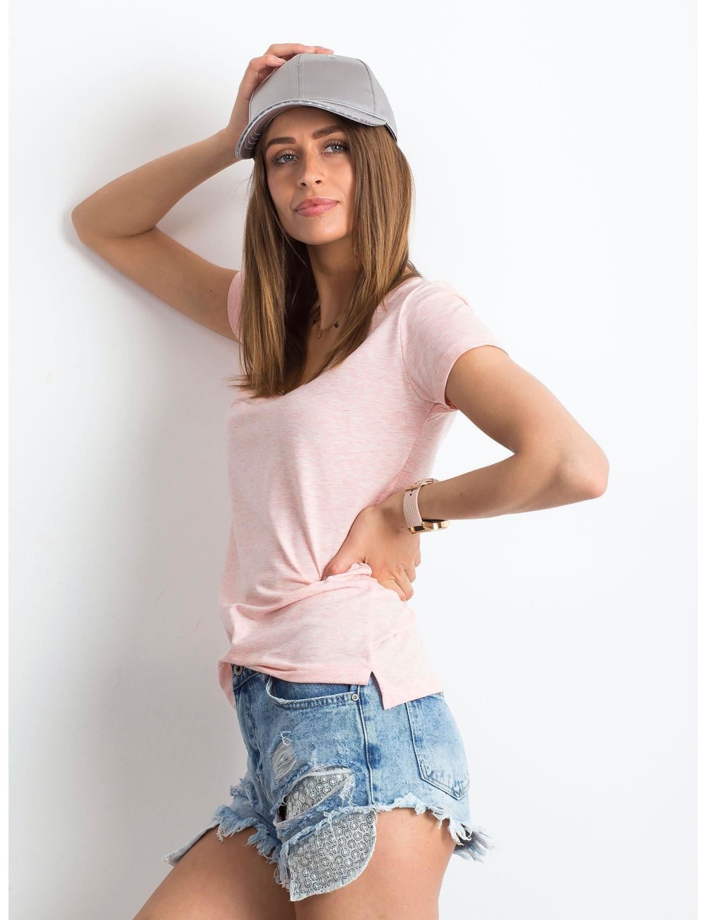 Melanżowy t-shirt w serek różowy