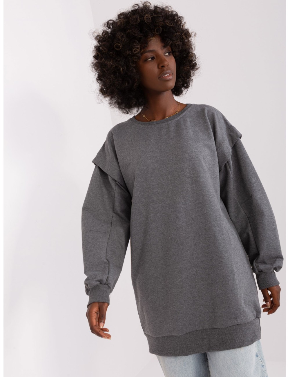 Długa bluza o kroju oversize