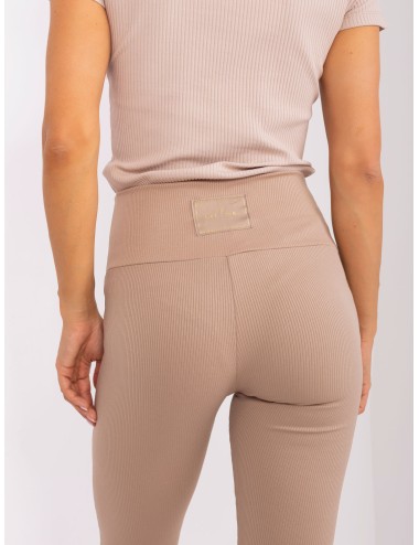 Beżowe legginsy na co dzień z guzikami OCH BELLA
