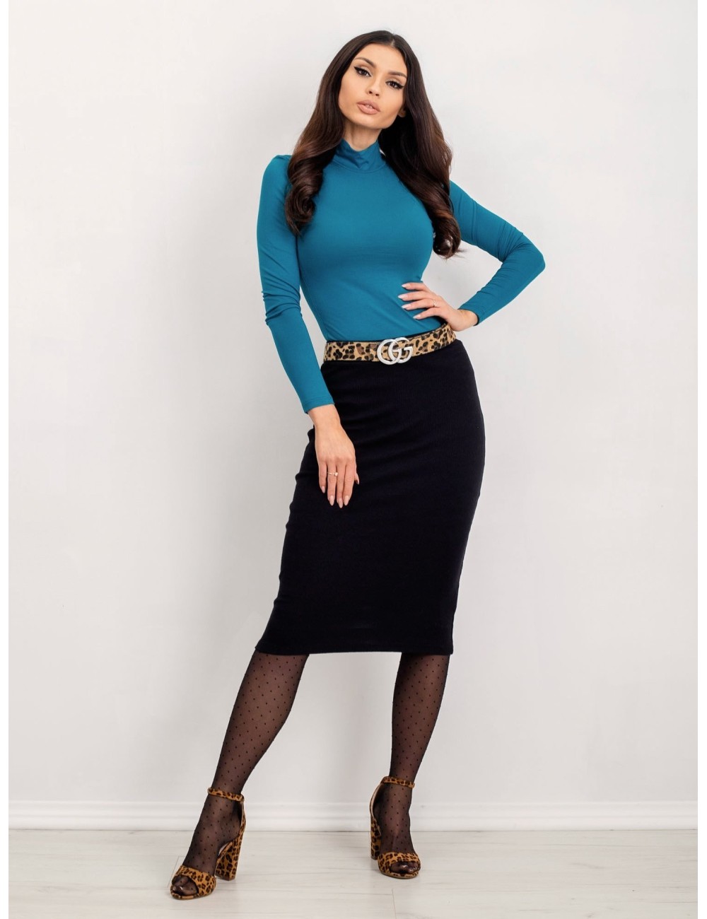 Bluzka basic z golfem Cassie RUE PARIS