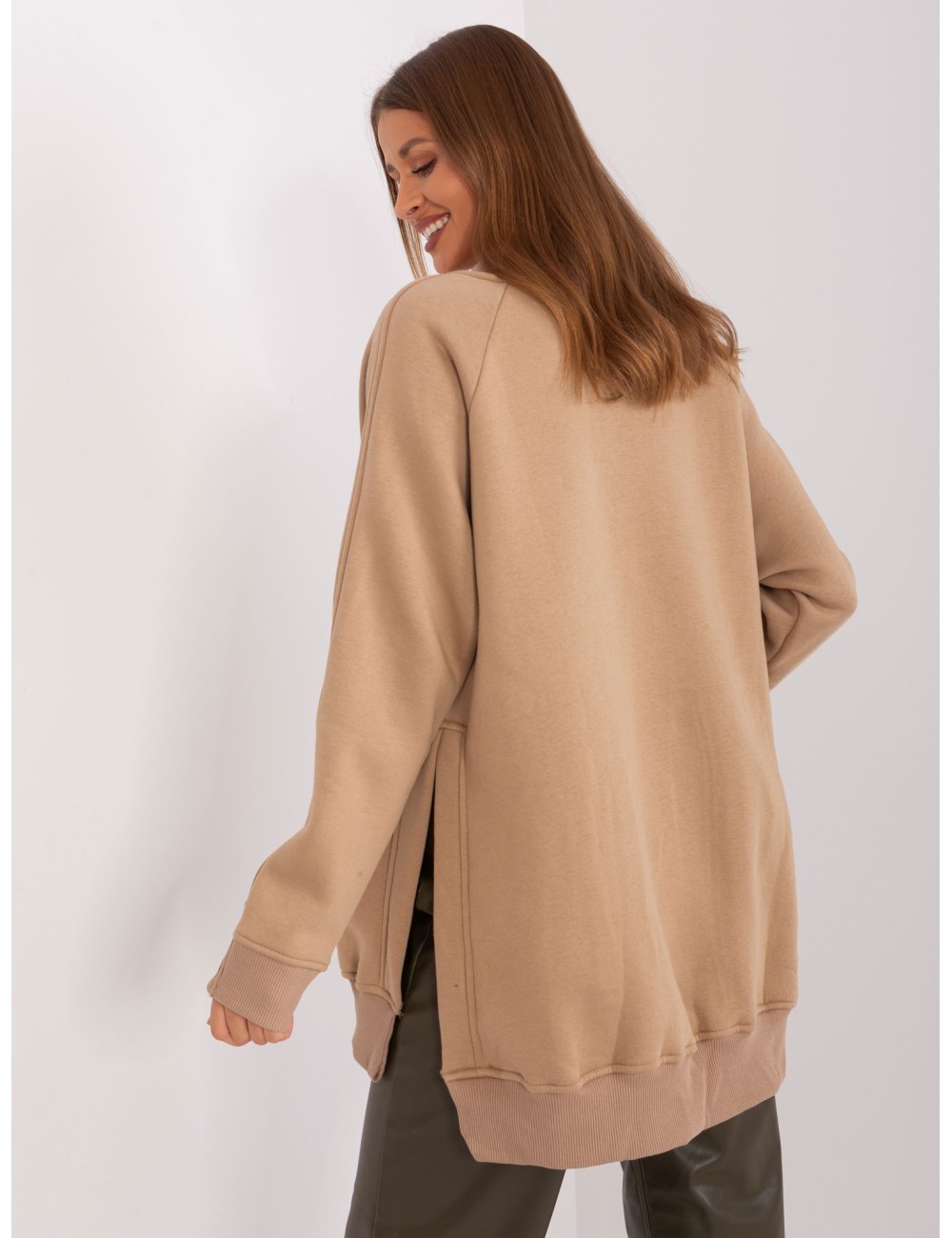 Bluza ocieplana z rozcięciami