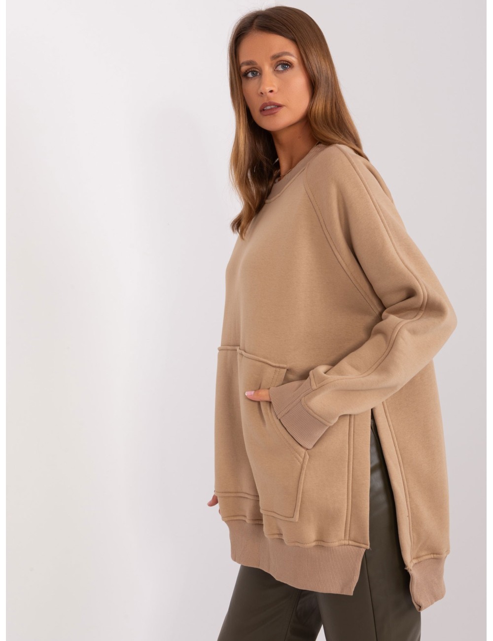 Bluza ocieplana z rozcięciami