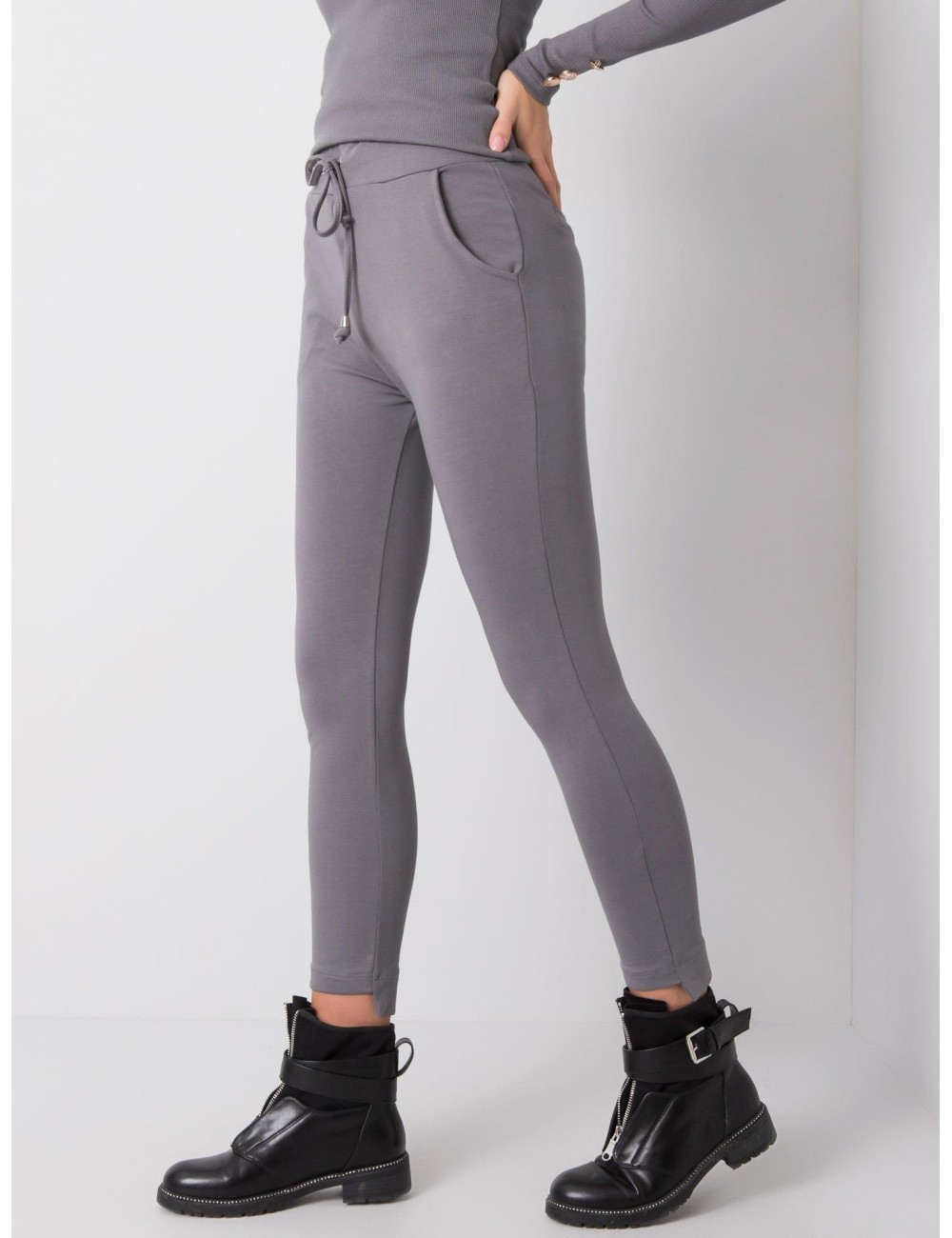 Spodnie dresowe basic