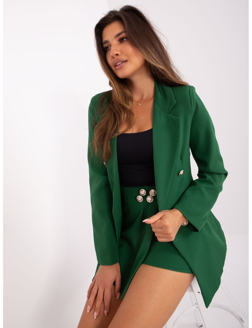 Garniturowy komplet elegancki z szortami