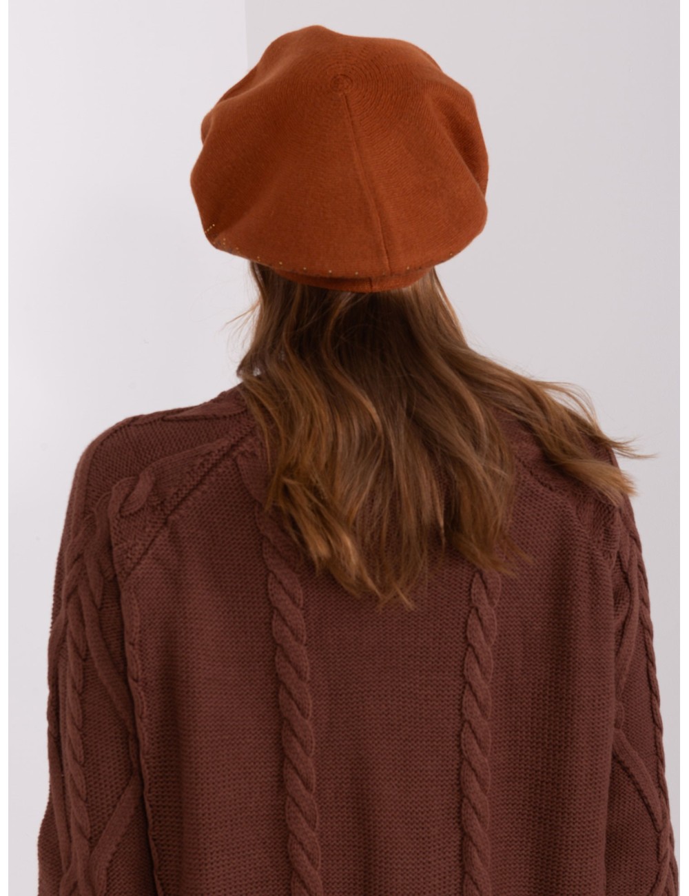 Dzianinowy beret