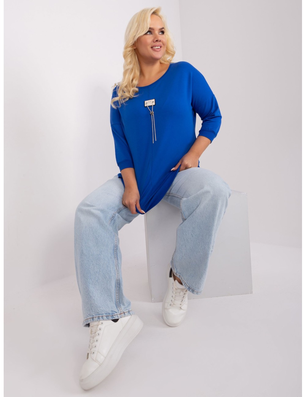 Damska bluzka plus size ze ściągaczem