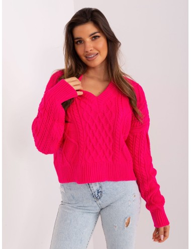 Krótki sweter z warkoczami