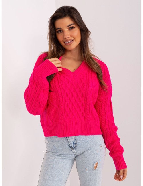 Krótki sweter z warkoczami