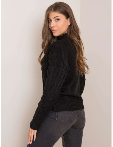 Sweter w warkoczowe sploty