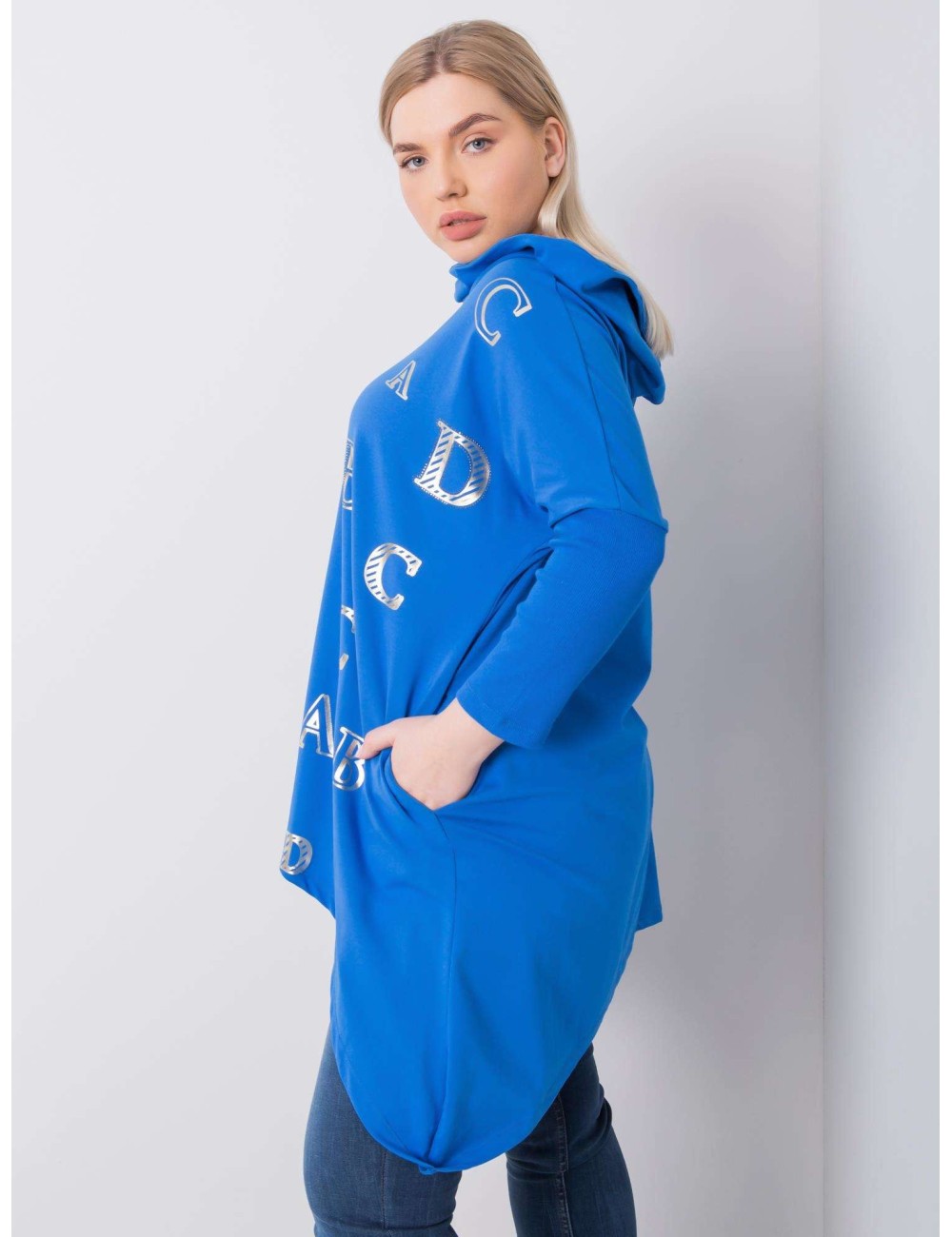 Brudnoróżowa bluza plus size z nadrukiem