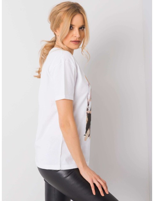 T-shirt z aplikacjami