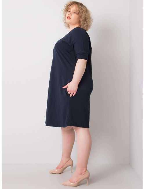 Brudnoróżowa luźna sukienka plus size