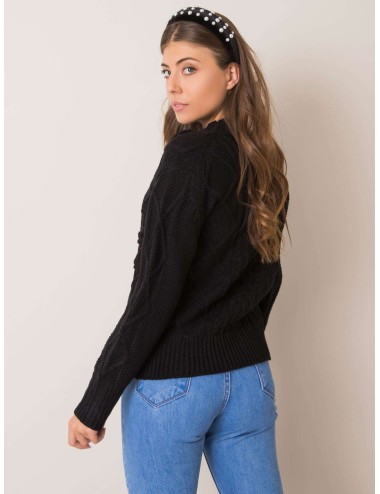 Sweter z warkoczami